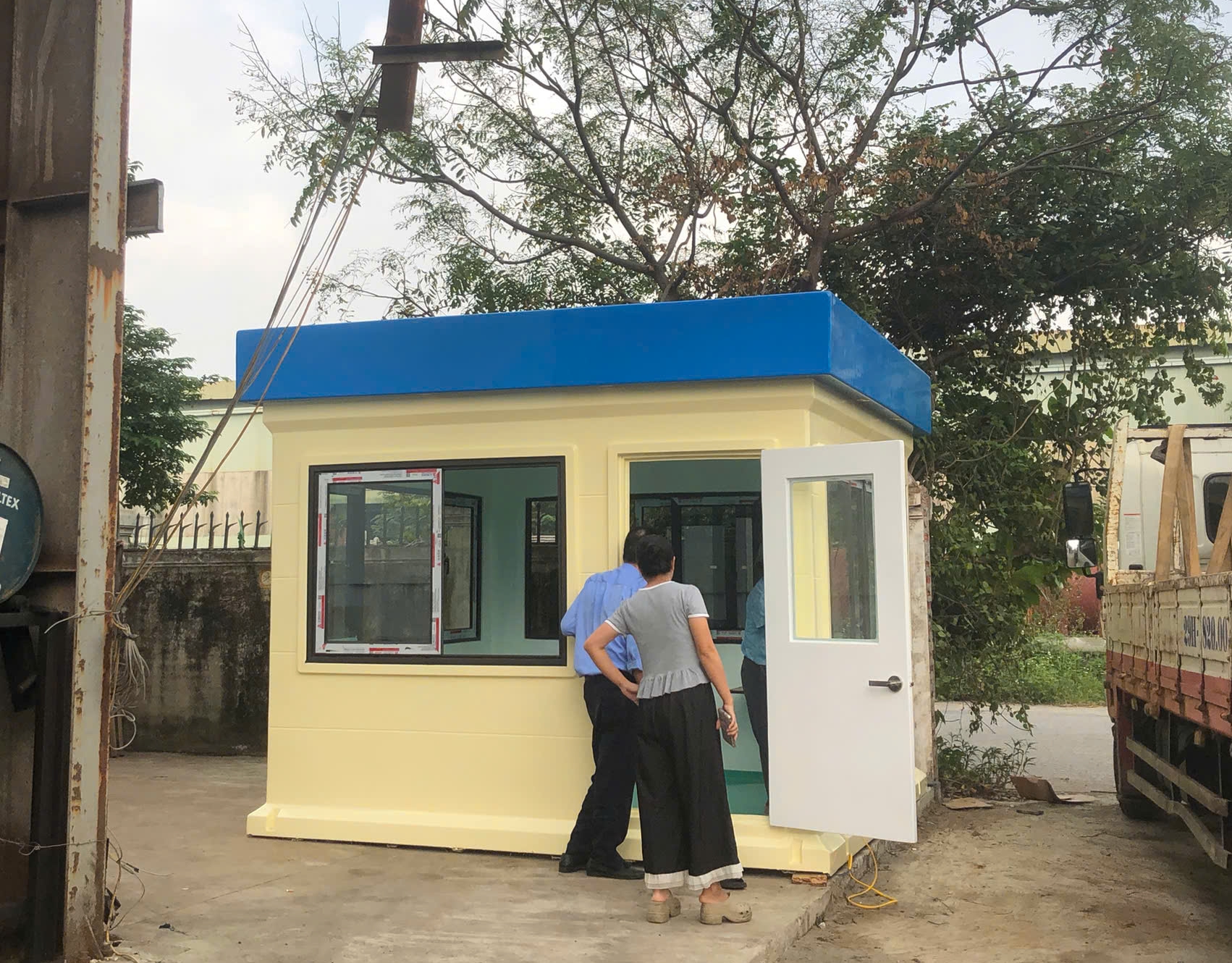 Thi công lắp đặt nhà bảo vệ Handy Booths